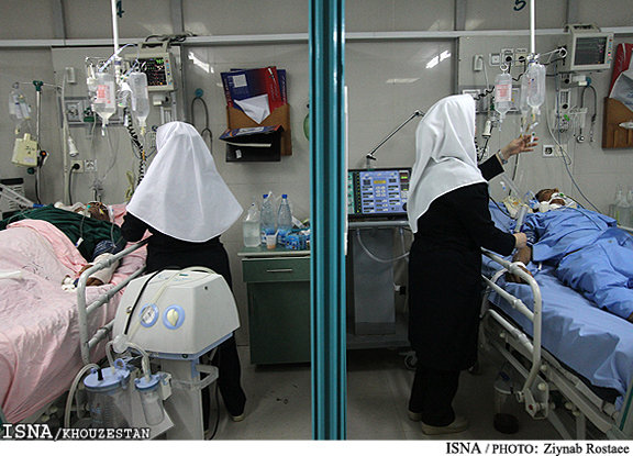 نخستین آزمون عملی دانشجویان پرستاری دانشگاه آزاد تهران برگزار شد