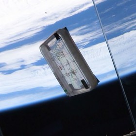 چرخش جوانه‌های فضایی در ایستگاه بین‌المللی+فیلم