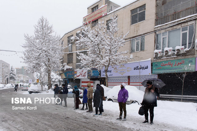 اتوبوس‌های کرج کم و تاکسی‌ها احساس مسئولیت نداشتند/از کرجی ها عذرخواهی می کنم
