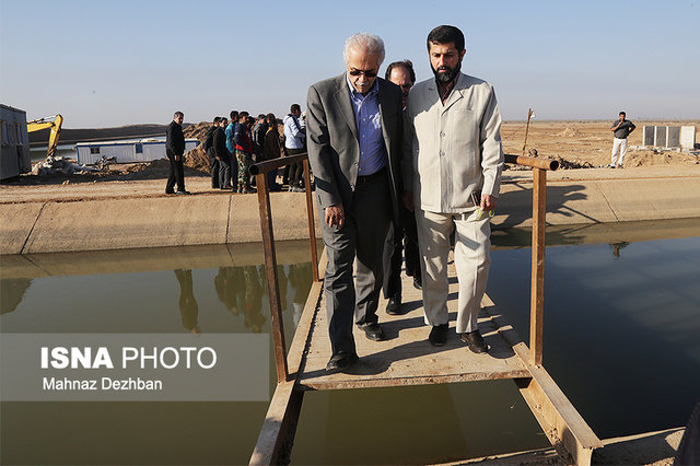 بازدید معاون هماهنگی معاون اول رئیس جمهور از طرح مقابله با ریزگردها در اهواز