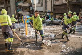 پاکسازی معابر تهران از برف