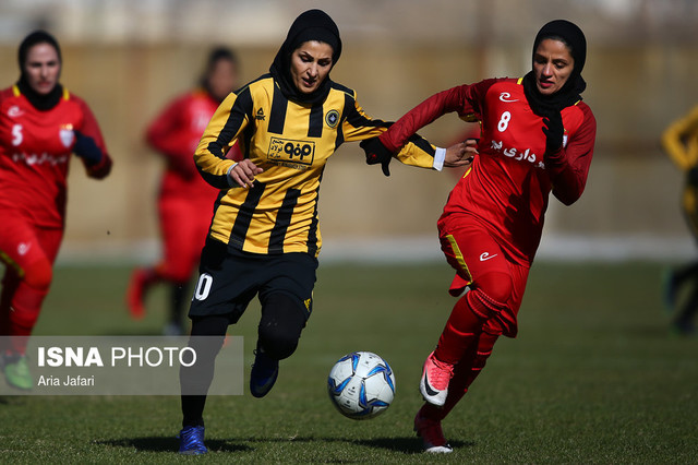 لیگ فوتبال بانوان تحت تاثیر شرایط اقتصادی/ ناظمی: می‌خواهیم بار مالی تیم‌ها را کم کنیم