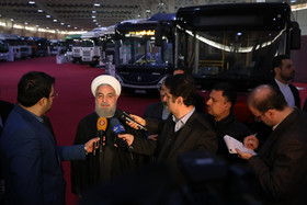 بازدید حسن روحانی رییس جمهور از نمایشگاه ناوگان حمل و نقل جاده‌ای و درون شهری