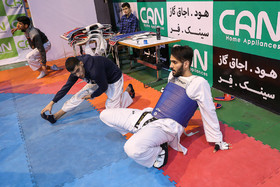 تمرینات ورزشکاران حاضر در لیگ برتر تکواندو