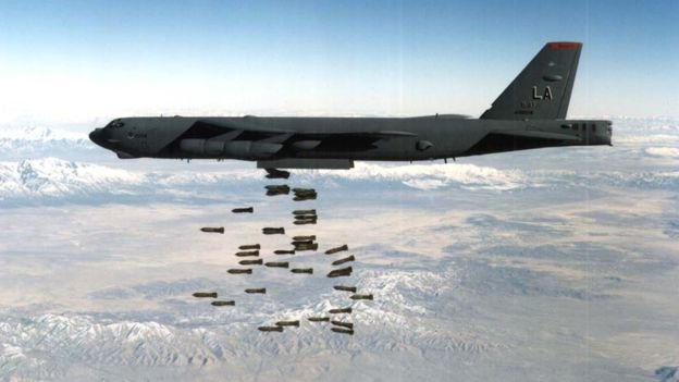حملات بمب‌افکن‌های B52 آمریکا در شمال افغانستان