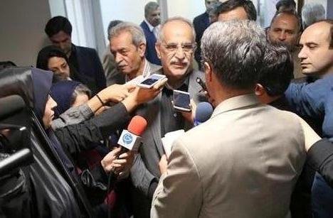 قیمت ارز در روزهای آینده نزولی می‌شود/نوسانات موقتی است