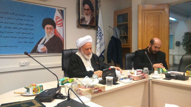 ایجاد رشته اقتصاد مقاومتی در مقطع کارشناسی‌ ارشد در دستور کار است  