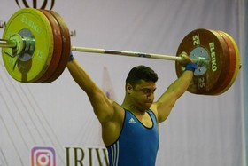 موسوی قهرمان وزنه برداری ایران شد