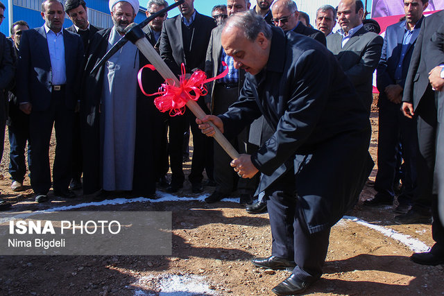 کلنگ‌زنی کارخانه تولید آلیاژ فلزات غیرآهنی در زنجان با حضور وزیر ورزش

