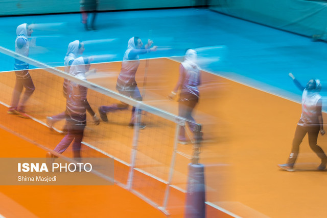 سرمربی والیبال زنان پیکان: انگار روی آسفالت بازی کردیم!