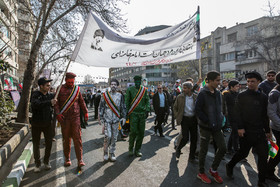 راهپیمایی ۲۲ بهمن تهران در آغاز چهلمین سال پیروزی انقلاب - خیابان انقلاب تقاطع فلسطین  