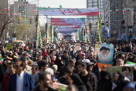 راهپیمایی ۲۲ بهمن در آغاز چهلمین سال پیروزی انقلاب - خیابان آزادی حدفاصل میدان انقلاب و خیابان نواب