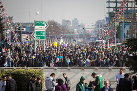 راهپیمایی ۲۲ بهمن در آغاز چهلمین سال پیروزی انقلاب - میدان آزادی