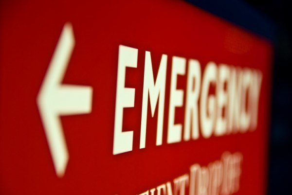 قاضی پور: امکانات اولیه اورژانس در بیمارستان‌های کشور نامناسب است
