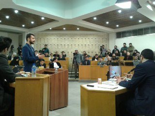 رأی دادگاه نمادین مردمی برای دولت میانمار در دانشکدهها بررسی می شود رأی دادگاه نمادین مردمی برای دولت میانمار در دانشکدهها بررسی می شود