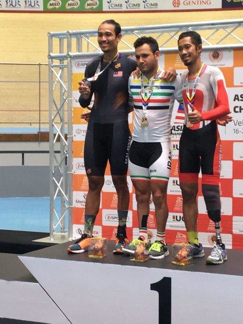 کسب مدال طلا توسط دوچرخه‌سوار معلول در مالزی