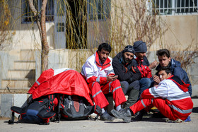 حضور نیروهای امدادی در دومین روز جست و جوی هواپیمای مسافربری تهران - یاسوج / روستای «کهنگان»