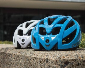 میدان دید 320 درجه با یک کلاه ایمنی هوشمند