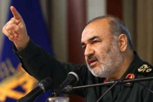 دستگیری سرشبکه «آمدنیوز» موجب غافلگیری سرویسهای اطلاعاتی استکباری شد دستگیری سرشبکه «آمدنیوز» موجب غافلگیری سرویسهای اطلاعاتی استکباری شد