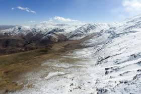 محل احتمالی سقوط هواپیمای تهران - یاسوج، بالای روستای نقل پادنای علیا و نزدیک چشمه‌ای به اسم نور و در منطقه پازن پیر