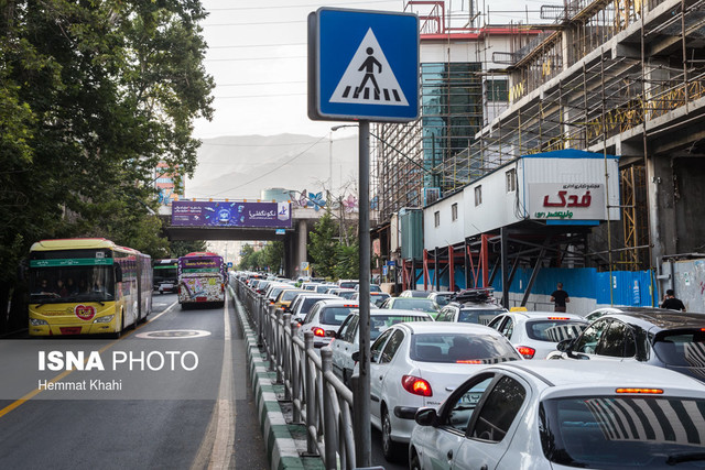عکس آرشیوی است ایمنسازی ۲۱۲ نقطه حادثهخیز در معابر پایتخت/ نصب ۲۰۰ تابلوی جدید هدایت مسیر