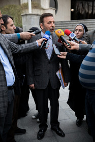 محمود واعظی در جمع خبرنگاران در حاشیه‌ی جلسه هیات دولت 