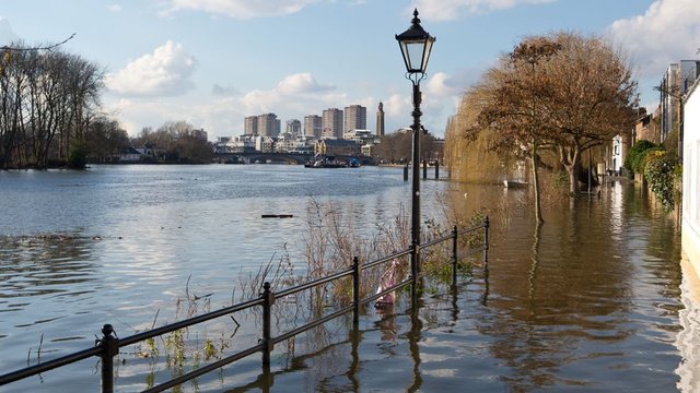 پیش‌بینی وقوع سیلاب در جزایر بریتانیا