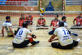 دیدار تیم‌های والیبال نشسته شهرداری ارومیه و روانکارهای گلستان