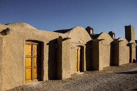 اقامتگاه بوم گردی در سال ۱۳۹۴  به منظور افزایش صنعت توریسم در روستای «کُریت» تاسیس شده است .