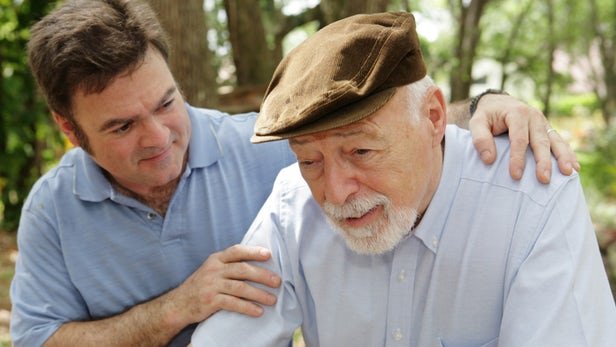 مخاطراتی که مراقبان بیمار آلزایمری را تهدید می‌کند