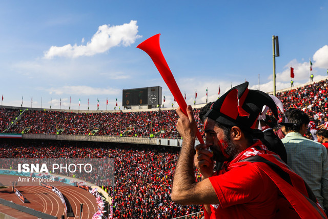 واگذاری پلکانی استقلال و پرسپولیس/ قرمزها یک گام جلوتر از آبی‌ها