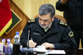 دیدار وزیر دفاع با فرمانده نیروی انتظامی