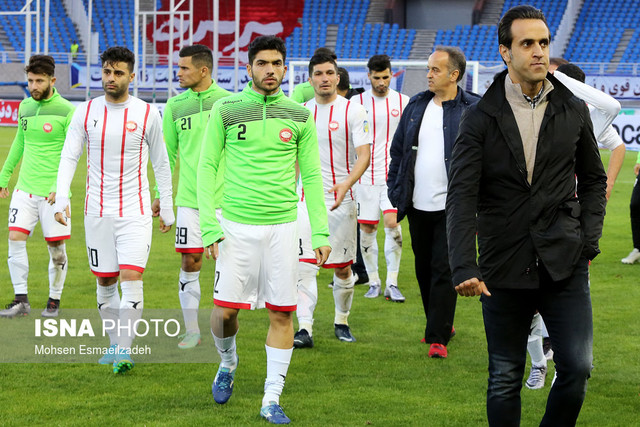 سرپرست سپیدرود: علی کریمی ۲ سال از قراردادش را بخشید