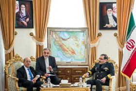 دیدار وزیر امور خارجه فرانسه با دبیرشورای عالی امنیت ملی