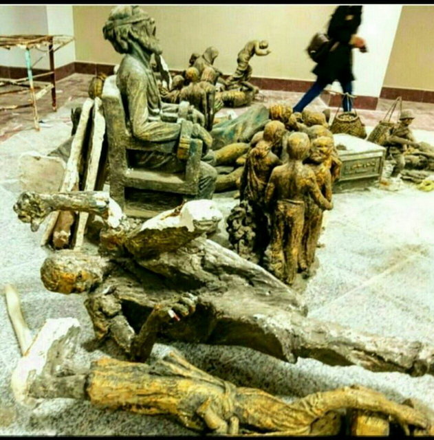 چرا مجسمههای موزه آذربایجان جمعآوری میشود؟ چرا مجسمههای موزه آذربایجان جمعآوری میشود؟