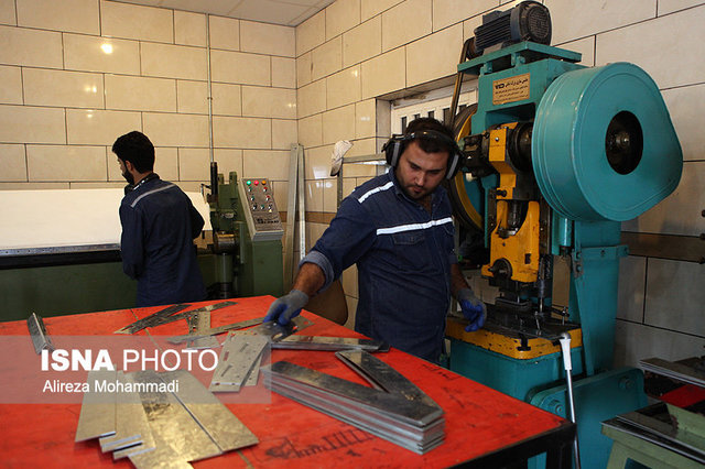 امسال 139 پروانه بهره‌برداری صنعتی در خوزستان صادر شد
