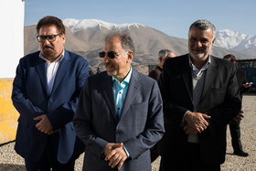 محمود حجتی، محمدعلی نجفی، محمد رضا تابش در مراسم افتتاح و بهره‌برداری از پروژه ۱۲۰۰ هکتاری کمربند سبز پیرامون شهر تهران در حاشیه مراسم روز درختکاری
