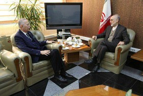 دیدار  احسان اوغلو با صالحی