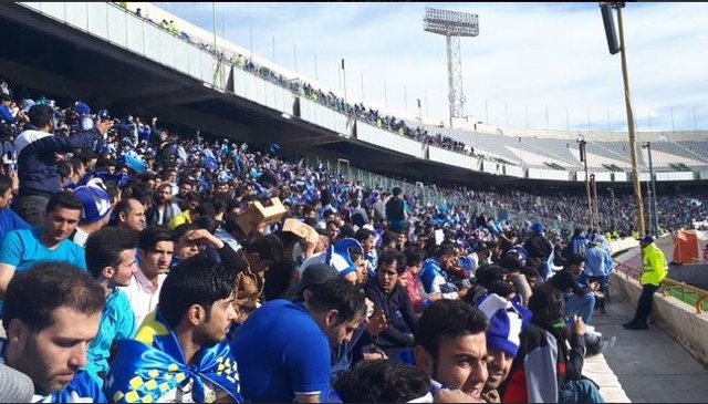 استقبال استقلالی‌ها از دیدار با العین/ تاکید ماموران بر عدم استفاده از مواد آتش‌زا