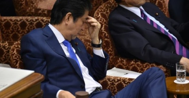 رسوایی مالی در ژاپن/ فشار روی نخست وزیر و وزیر دارایی برای استعفا 