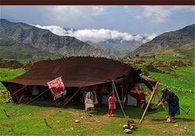 بهاران برگ تازه‎ای از کتاب عشایر