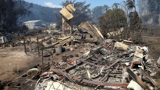 خسارت آتش‌سوزی‌های جنگلی در استرالیا به ۷۰ ساختمان