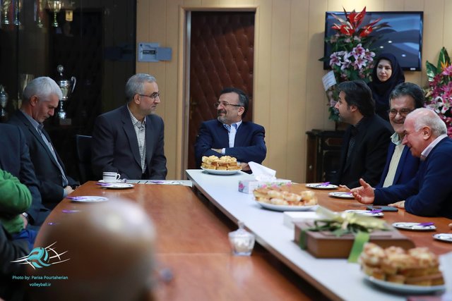 داورزنی: ۵۰ درصد قرارداد سیچلو در زمان کار او در ایتالیا کم شد داورزنی و ضیایی
