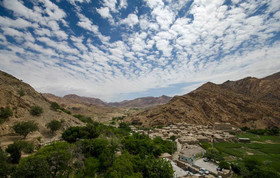 نگاهی به روستایی با آبشارهای فراوان در دل کویر خراسان جنوبی