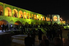 حضور مسافران نوروزی در پل خواجو اصفهان