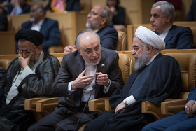حسن روحانی رییس جمهور و صالحی رییس سازمان انرژی اتمی در مراسم دوازدهمین سالروز ملی فناوری هسته‌ای