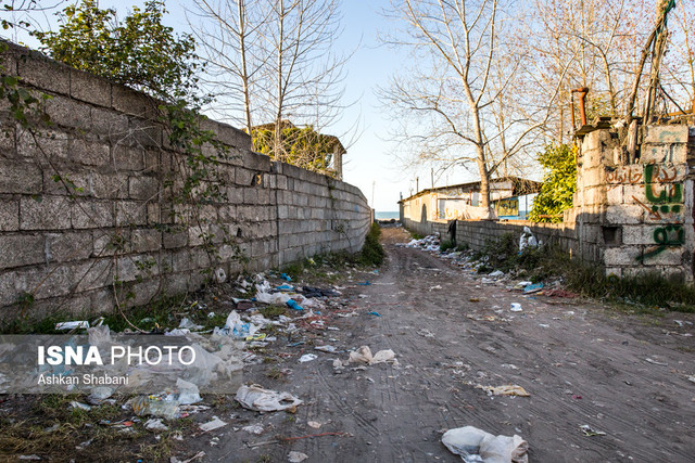 ارائه دستاوردهای آموزشی و فرهنگی ادارات پسماند مناطق 22 گانه شهر تهران در بوستان لاله