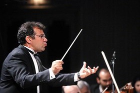 تخفیف ارکستر سمفونیک به دانشجویان و نمایش تابلو نقاشی ۳۳ متری