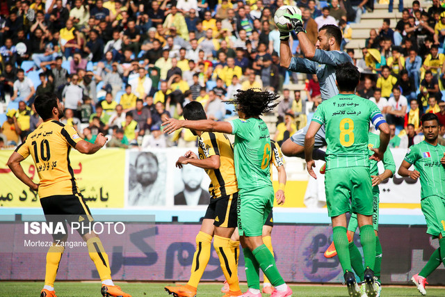 لیگ برتری‌ها بدون داشتن آکادمی نمی‌توانند از بازیکنان جوان و امید استفاده کنند