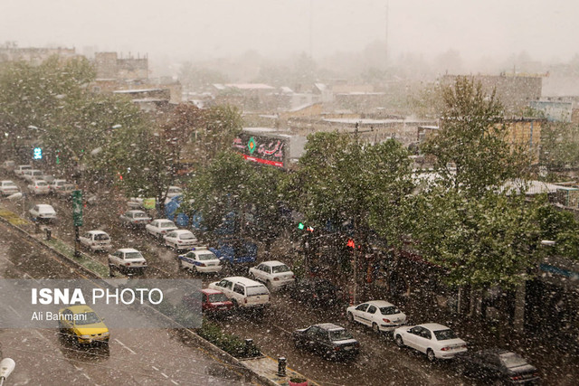 هشدارهایی درباره رانندگی در شرایط زمستانی بارش برف بهاری - چناران